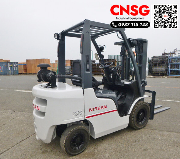 Xe nâng thương hiệu Nissan